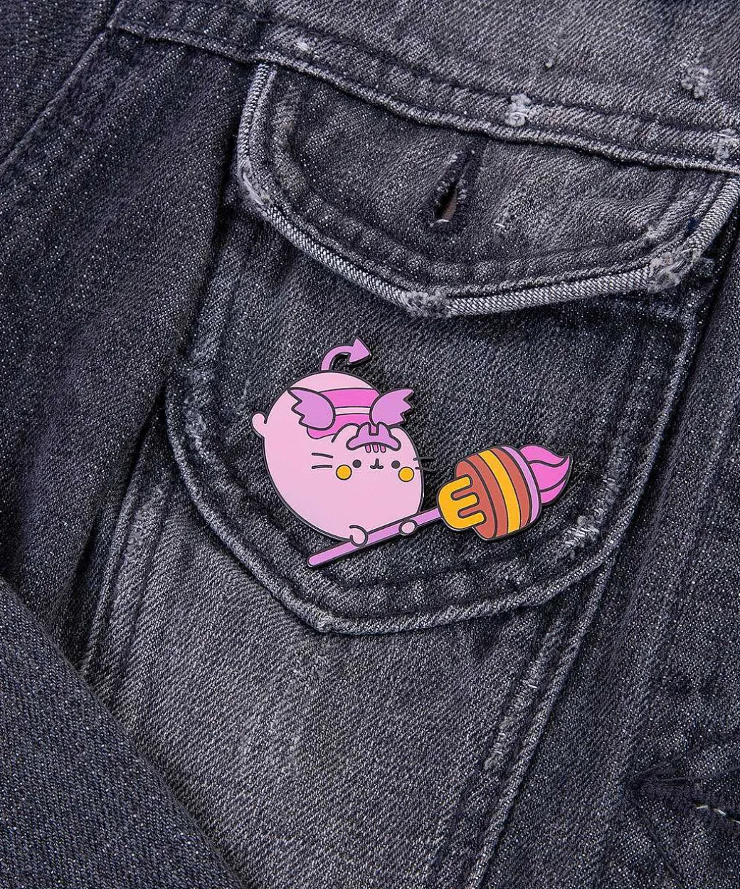 Pins, Patches & Keychains^JinSheu Devil'S Food Cake Pusheen Deluxe Pin