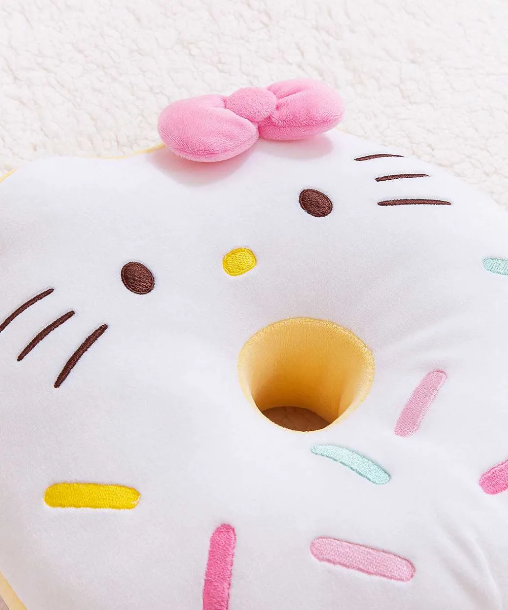 Plush & Squisheens^GUND Hello Kitty® X Pusheen® Donut Plush