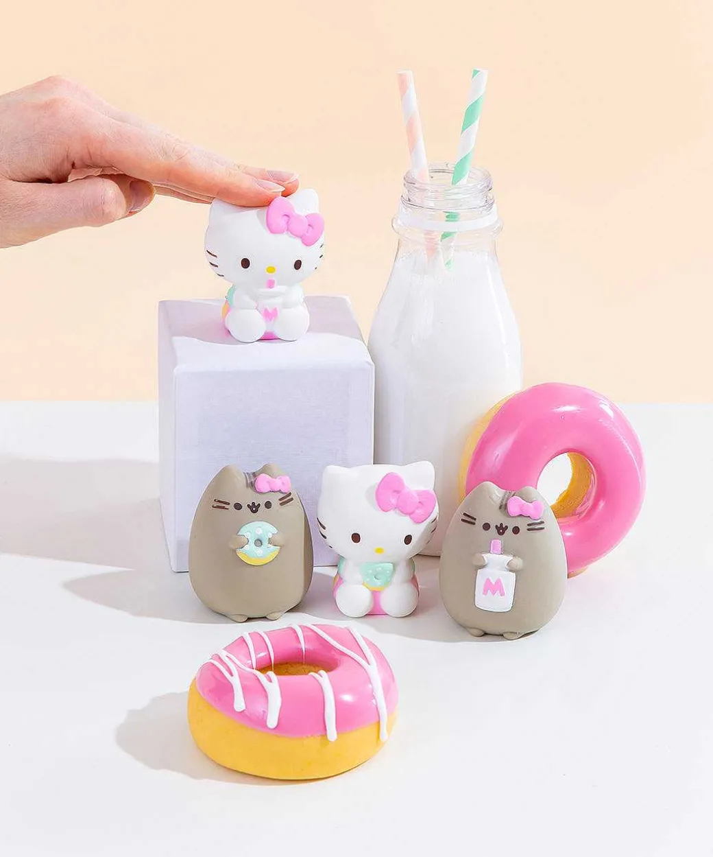 Squishy Toys^Hamee Hello Kitty® X Pusheen® Surprise Squishy