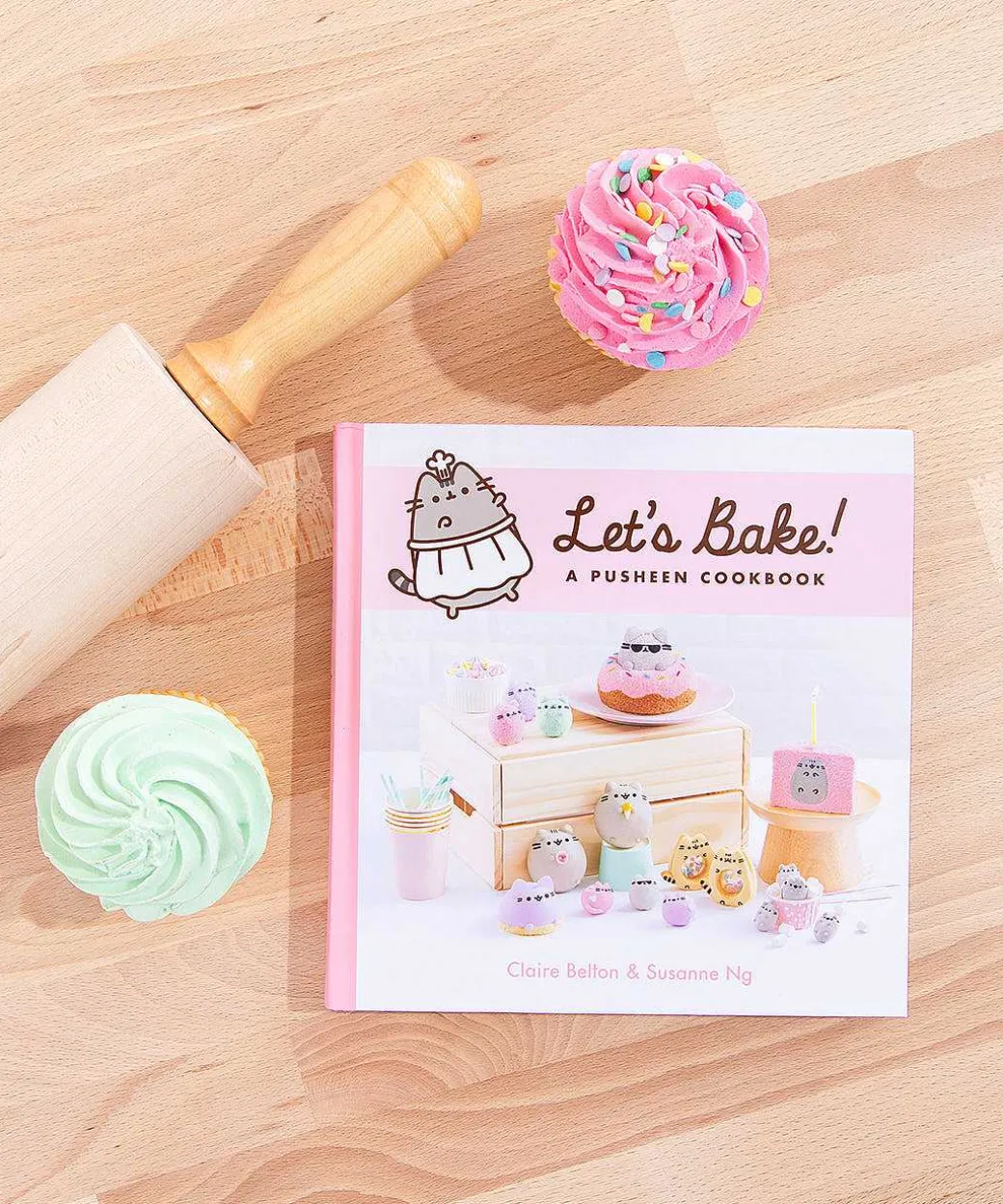Books & Stationery^Simon & Schuster Let'S Bake! A Pusheen Cookbook