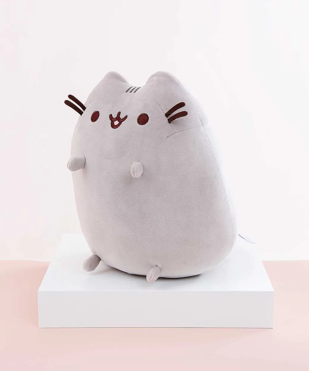 Plush & Squisheens^GUND Medium Sitting Squisheen Plush